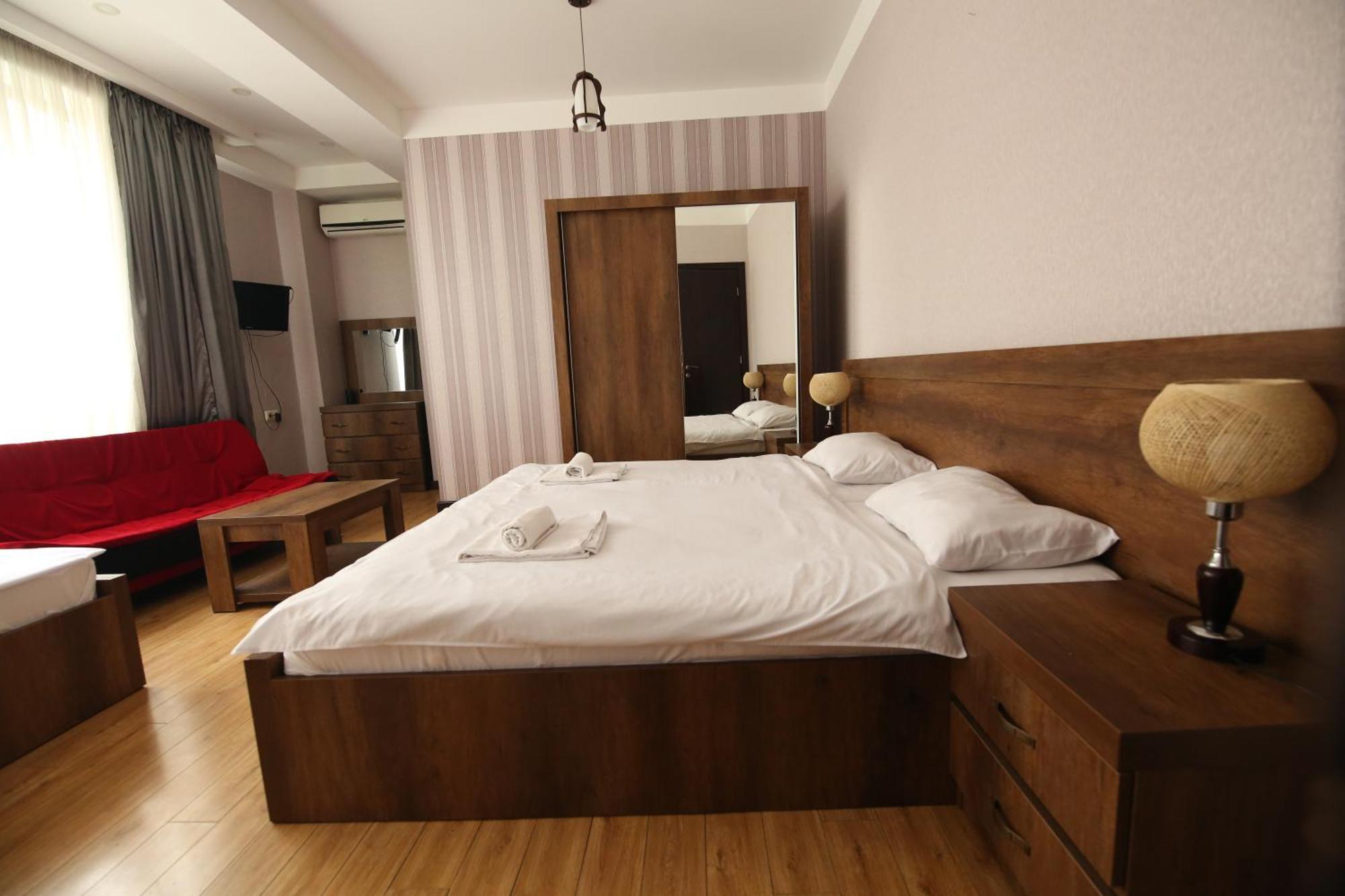Dream Sky Hotel Tiflis Exterior foto